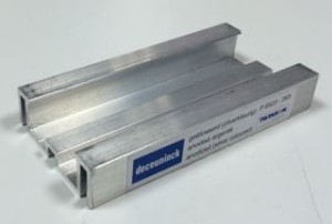 Twinson 9523 Legar montażowy ALUMINIOWY. Wymiary: 50x16x6000 mm.
